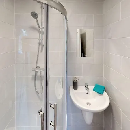 Aparthotel Scholarlee Magazine Road *
