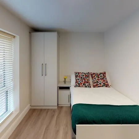 Scholarlee Magazine Road Aparthotel *